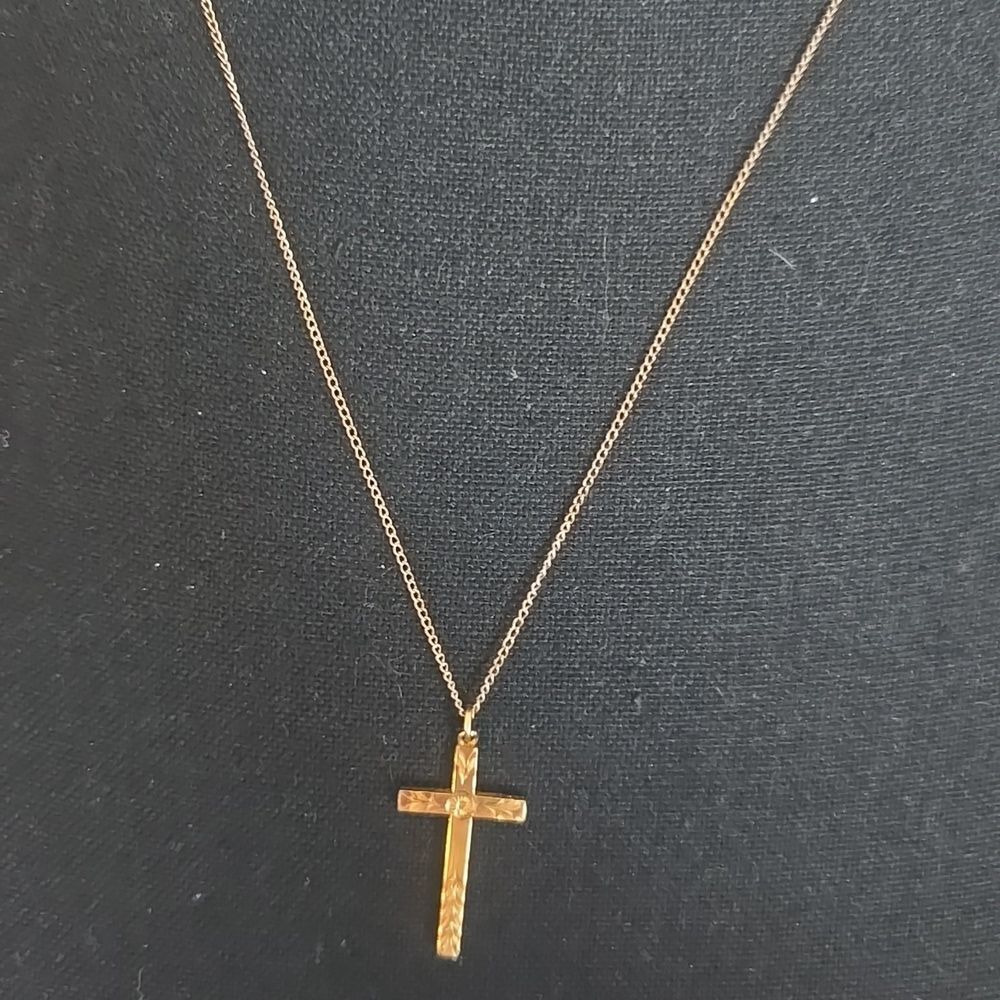 Elegant Gold Filled Cross Necklace - Picture 7 of 7